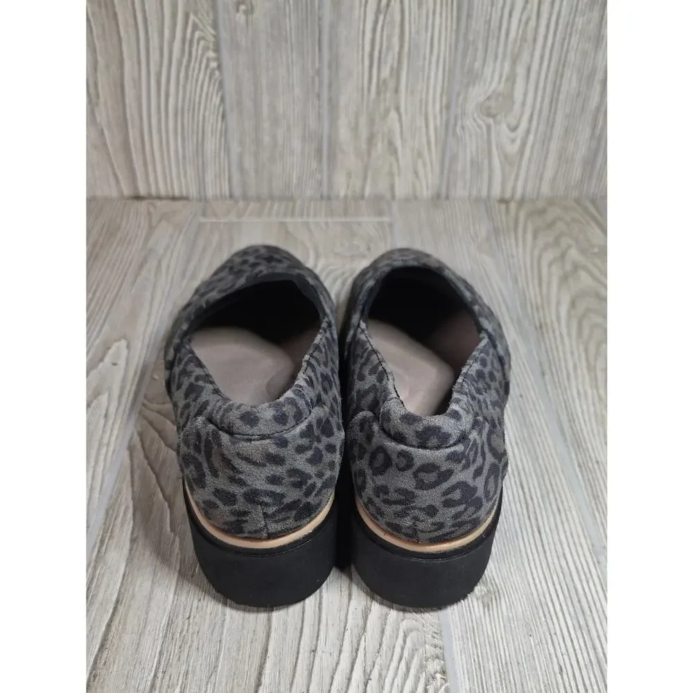 Clarks Sharon Form Grey Leopard Print Loafers Womens Size 8